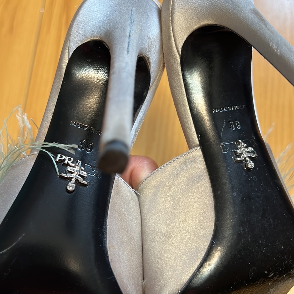 Prada feather heels size 39 - Picture 4 of 5